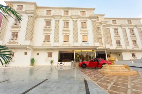 Property building, Day