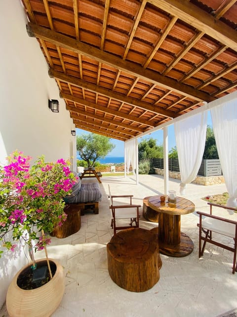 Garden, Balcony/Terrace, Seating area, Garden view