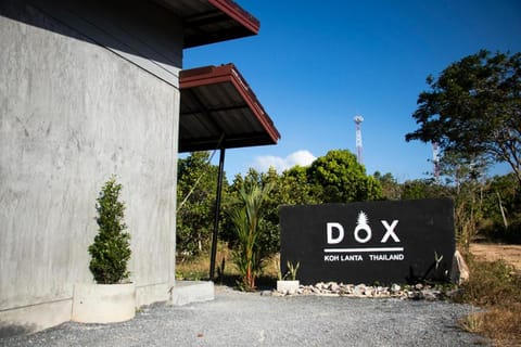 Facade/entrance, Property logo or sign, Logo/Certificate/Sign