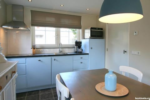 Zuidstraat 3a - baddomburg House in Domburg