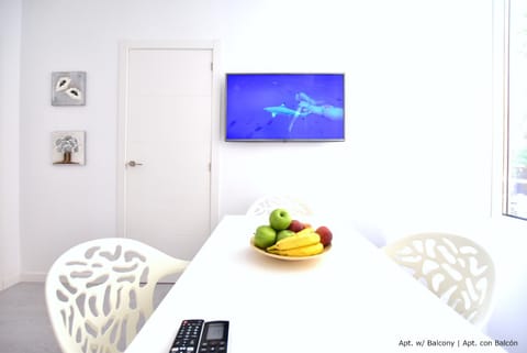 TV and multimedia, Dining area
