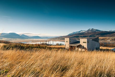 Natural landscape, City view, Mountain view, Sea view, group of guests, Family