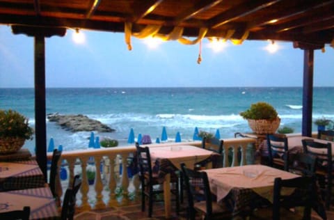 Restaurant/places to eat, Sea view, Sunset