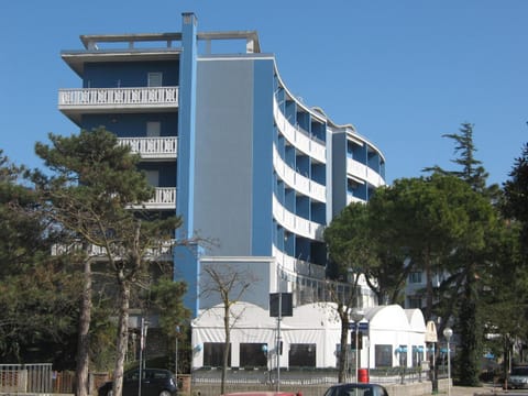 Property building, Decorative detail