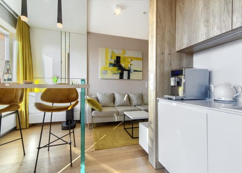 Kitchen or kitchenette, Living room, Seating area