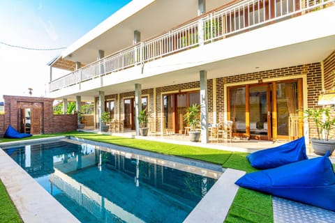Na-Mi Guesthouse Canggu Bed and Breakfast in North Kuta