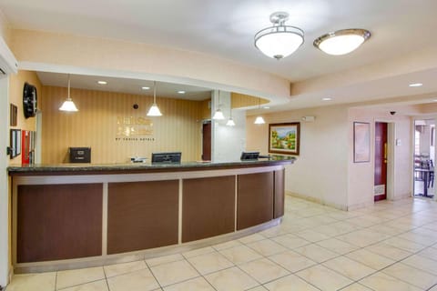 Lobby or reception, Lobby or reception