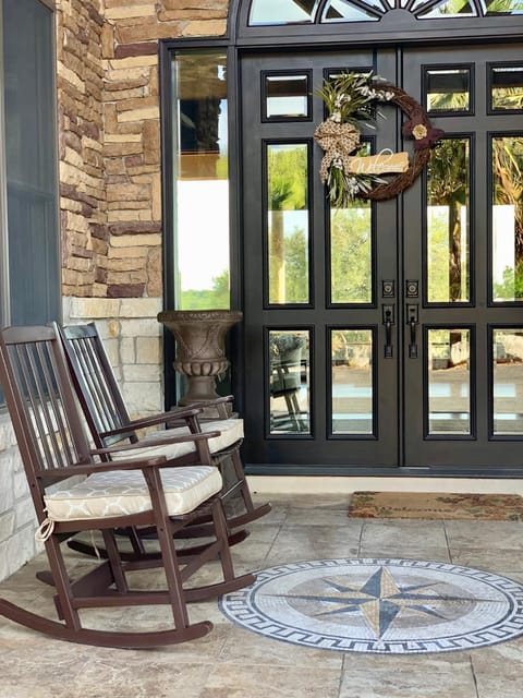 Scenic Hill Country Retreat - Rhino Ranch House in Bulverde