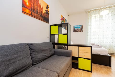 Bed, Living room, Other, Photo of the whole room, Seating area, Bedroom