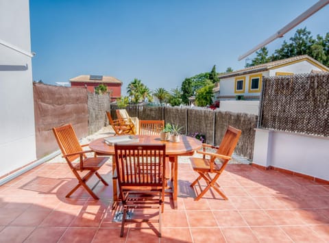 Patio, Day, Balcony/Terrace