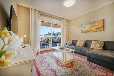 Living room, Lounge or bar