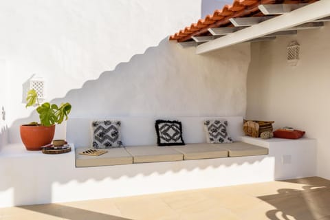 Patio, Balcony/Terrace, Seating area