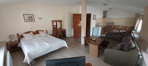 Citadel Guest House Bed and Breakfast in Varna