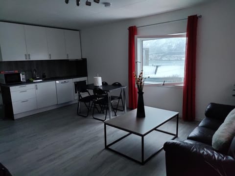Central Apartament Bed and Breakfast in Tromso