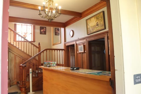 Colonial City Motel Motel in Hamilton