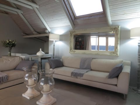 Oppidraai B House in Western Cape