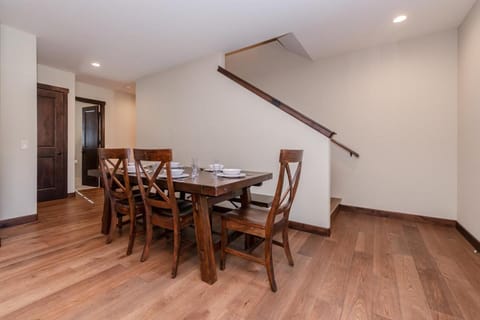 Mountainside 5 House in Mammoth Lakes