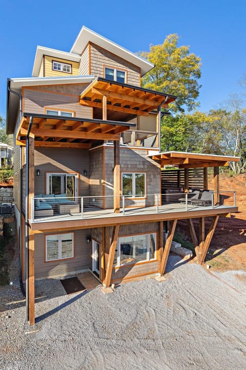 Upstream Bachelorette House in Asheville