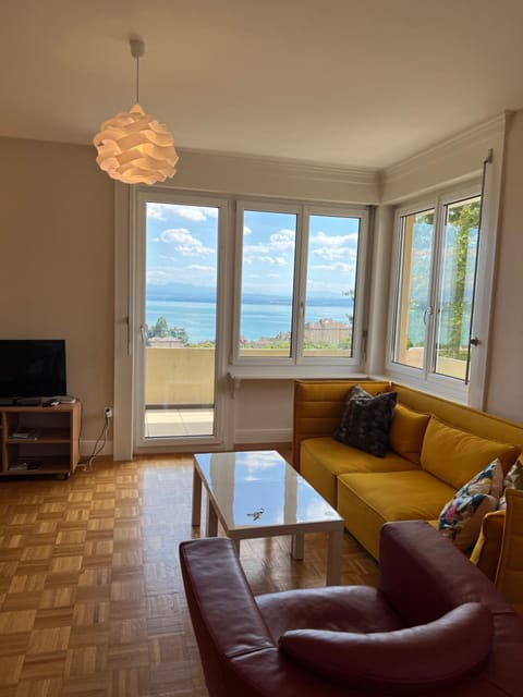 Alpes 54 Apartment in Neuchâtel