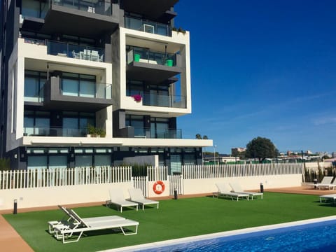 Property building, Garden, Swimming pool