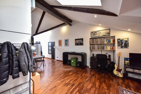 TV and multimedia, Living room, Seating area