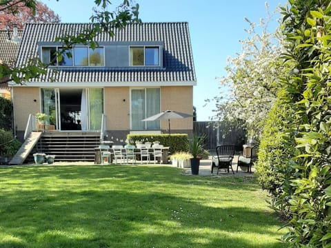 Property building, Internal: Not applicable to any particular room