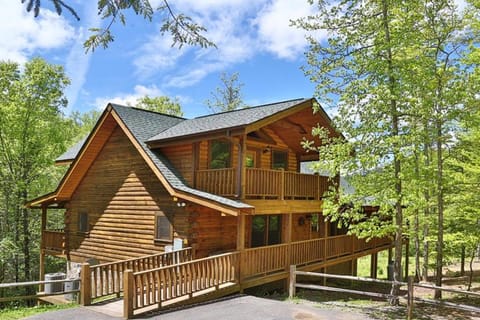 Wilderness Mountain House in Pigeon Forge