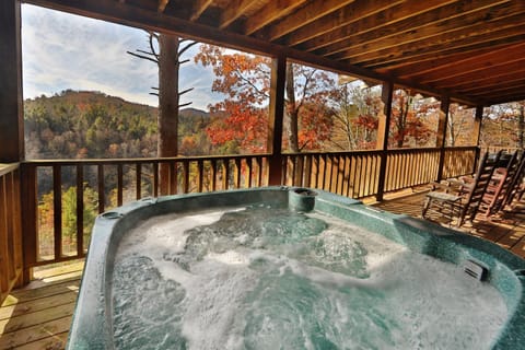 Unto These Hills House in Pigeon Forge