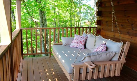 Treetops House in Pigeon Forge