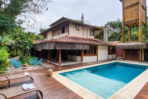 Property building, Day, Garden view, Pool view, Swimming pool, sunbed