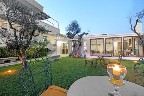 Garden, Garden view