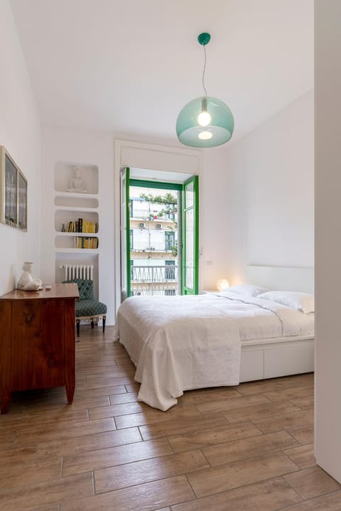 Property building, Bed, Photo of the whole room, Bedroom