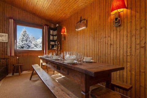 Chalet Dava La Via ski in - ski out - Happy Rentals Chalet in Chamonix