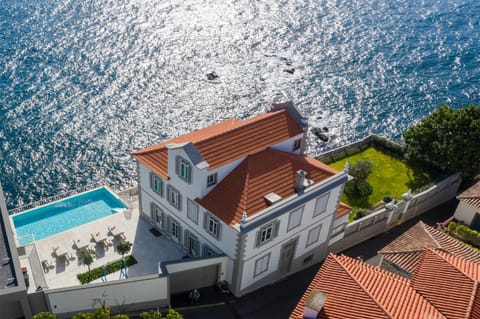 Property building, Bird's eye view