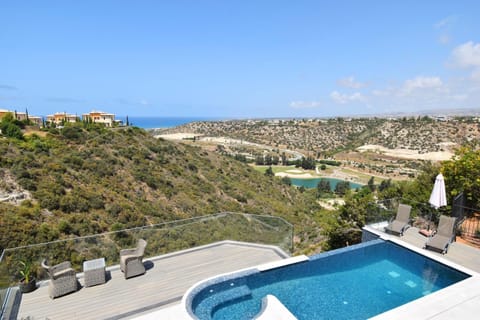 Property building, View (from property/room), Balcony/Terrace, Landmark view, Pool view, Sea view, Swimming pool