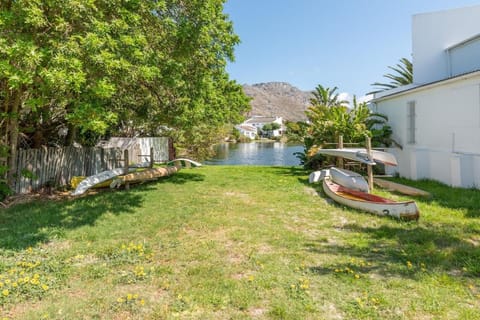 Safe, Accessible Venue Near Muizenberg for Accommodation and Events House in Cape Town