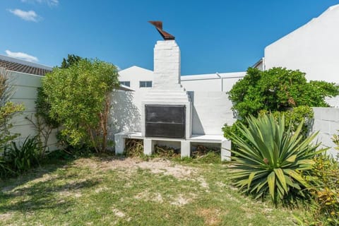 Safe, Accessible Venue Near Muizenberg for Accommodation and Events House in Cape Town