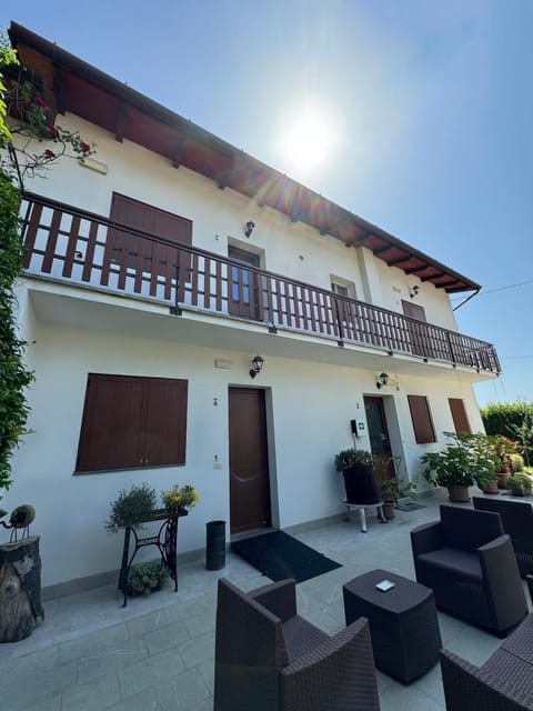 Property building, Balcony/Terrace