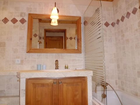 Appartement skis aux pieds Courchevel 1850, 5 pers, parking - FR-1-514-11 Apartment in Saint-Bon-Tarentaise