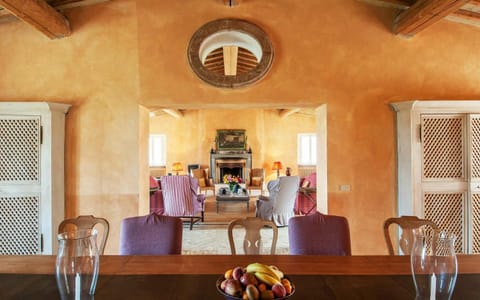 Living room, Photo of the whole room, Dining area