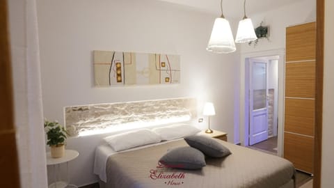 Dimora Elizabeth II Bed and Breakfast in Bari