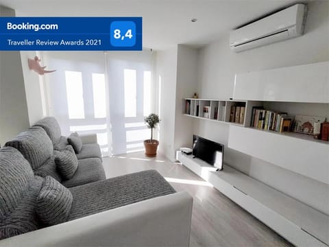 Property logo or sign, Library, TV and multimedia, Living room, Lounge or bar, Other, Decorative detail, Decorative detail, Seating area, Logo/Certificate/Sign, Certificate/Award, air conditioner