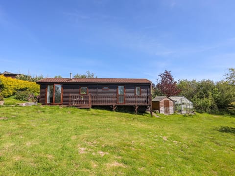 Castell Chalet House in Wales
