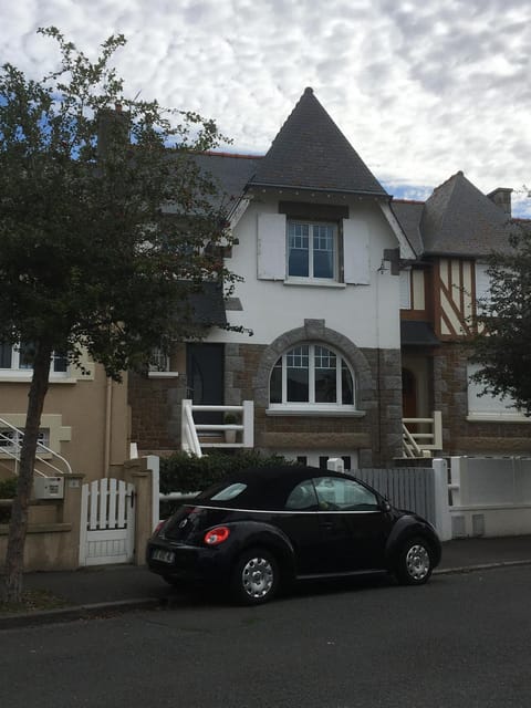 Maison *** 400m plage du sillon et thermes marins House in St-Malo