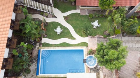 Hotel Concierge Flor y Canto Hotel in Tepoztlan