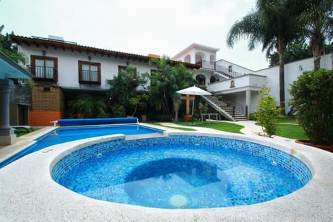 Patio, Garden, Pool view, Swimming pool, Swimming pool, Entertainment