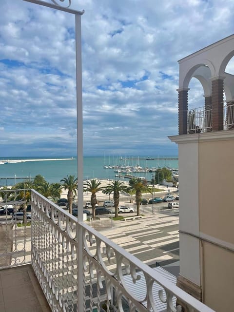 Natural landscape, View (from property/room), Balcony/Terrace, Sea view