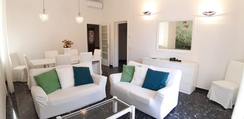 Aquarium by the Sea Apartment in Levanto