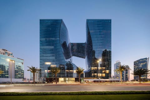 Restaurant/places to eat, Facade/entrance, Garden, View (from property/room), Lobby or reception, Lounge or bar, Parking