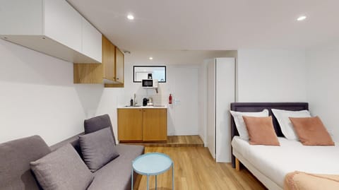Bed, Living room, Bedroom